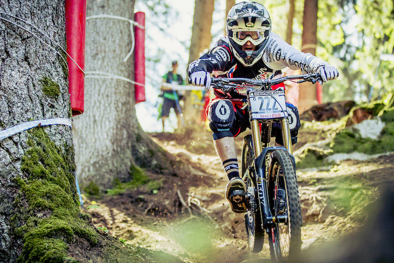 Madison Saracen Heated UCI MTB World Cup TWO - Val di Sole Italy - Find the article on Pinkbike.com - Laurence CE - www.laurence-ce.com