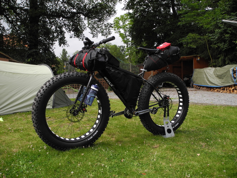 pinkbike fat bike