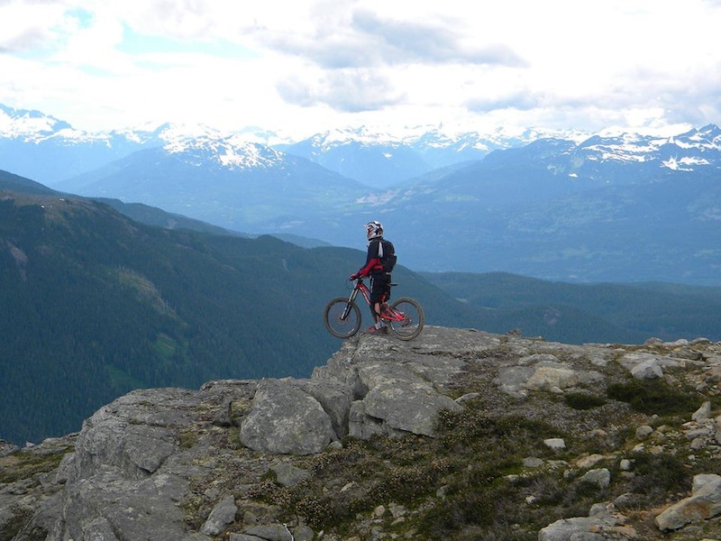 Beautiful view from Whistler Top Of The World trail. Enjoy it !