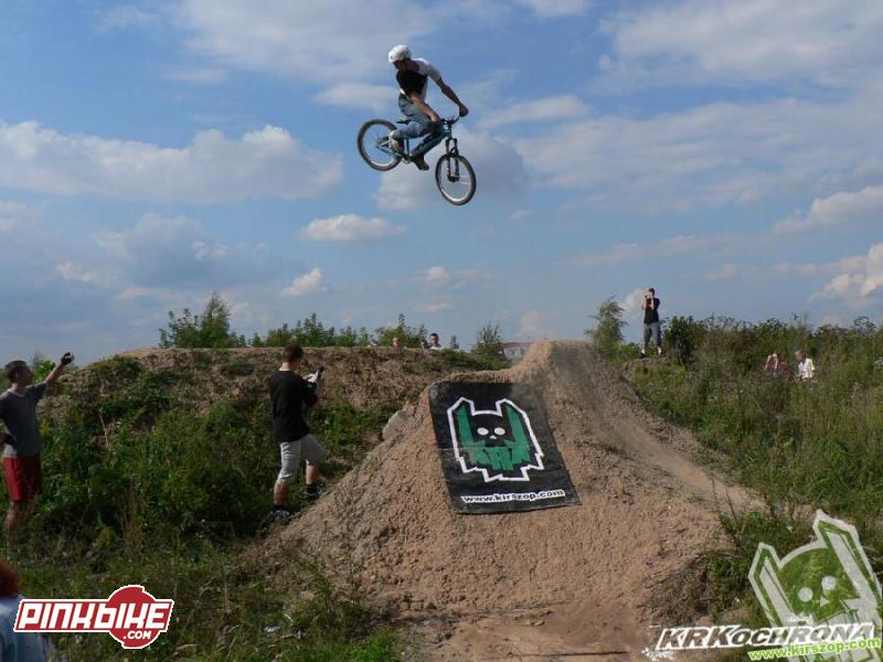 360 on the first double. see more pics from Spontan2 Dirt Jam at www.spontan2.krkochrona.com