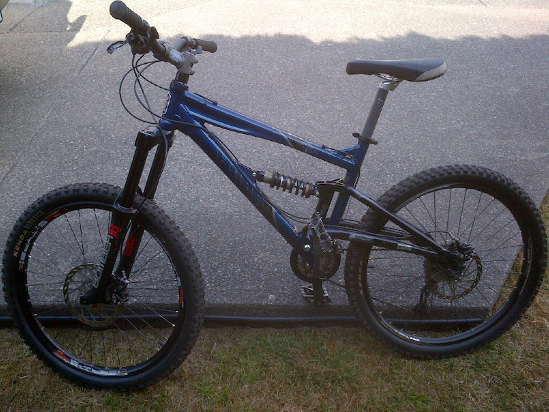 Haro x2 2025 mountain bike