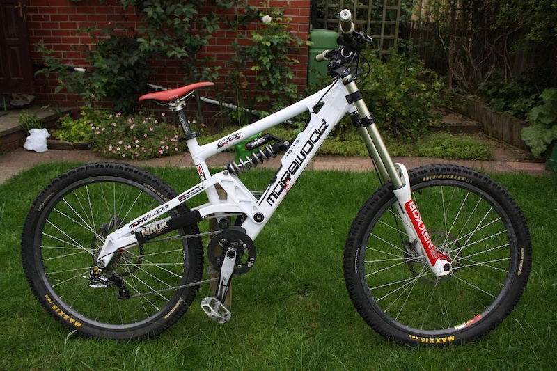 2007 Morewood Izimu DH , medium, Boxxers, Saints, Hope For Sale