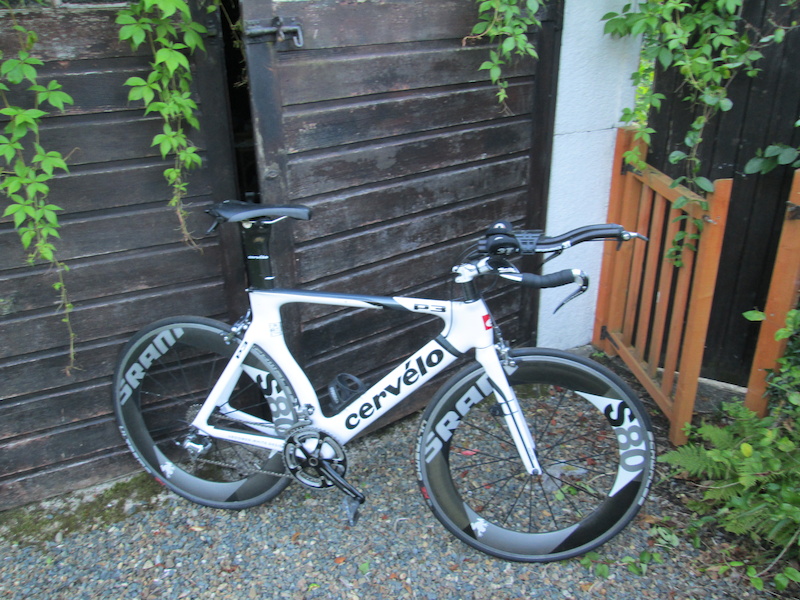 Cervelo P3 Time Trial and Triathlon bike with SRAM S80 Wheel For Sale