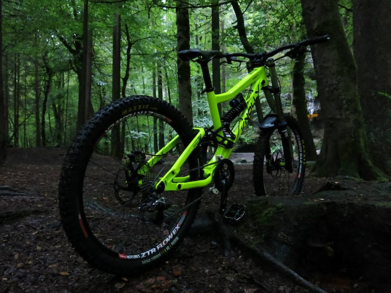 *My Horse for 2013*
Knolly Podium *DayGlowYellow* (glow's in the dark... you will see )
- RockShox Boxxer R2C2
- Fox DHX RC4 Kashima
- Saint Brakes
... - Saint Shifters
- Hope/ZTR Flow EX Wheels
- Maxxis Tires
- Chromag Bar
- Sixpack Stem
- Syncros Seatpost