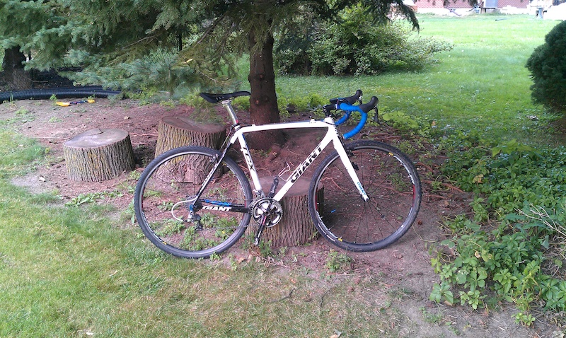 2011 Giant TCX 0 For Sale