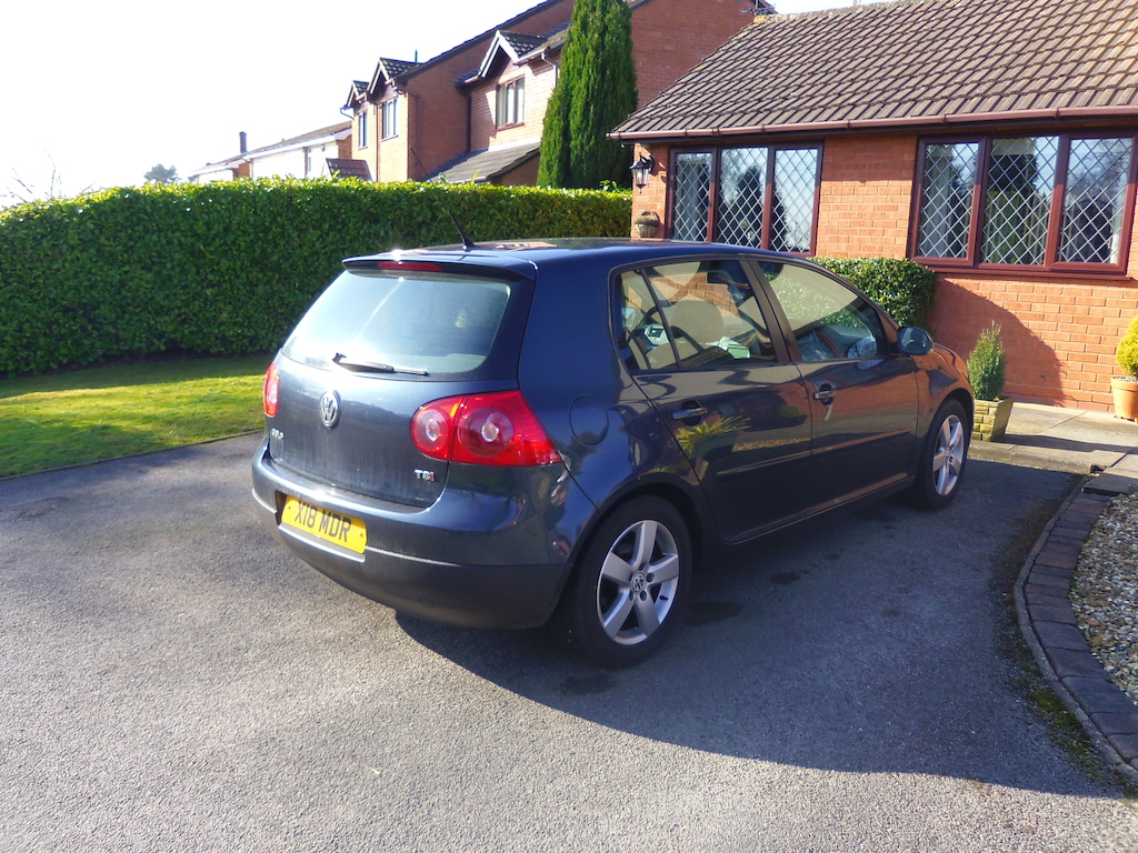 Private plate
