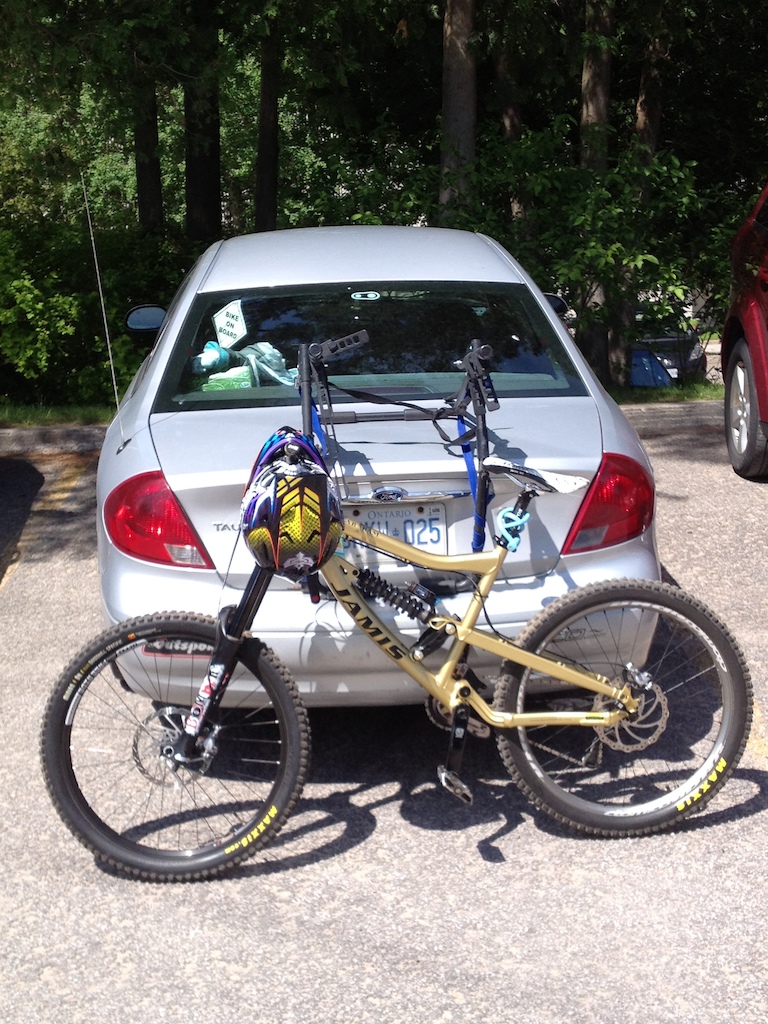 my 3 rigs together the shuttle, jamis dh and norco xc