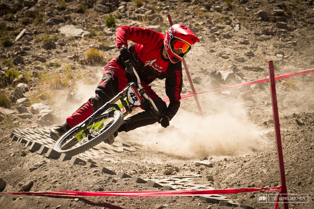 It was no doubt that it was dusty and loose in Mammoth.