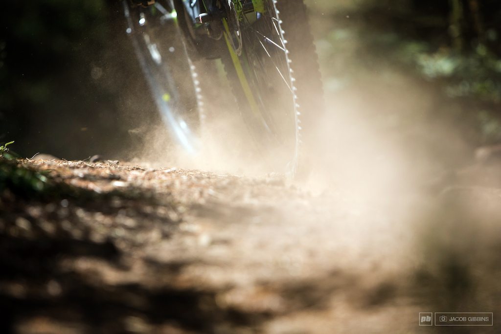 The nice dry summer in the UK meant the trails where dusty and loose for the most part.