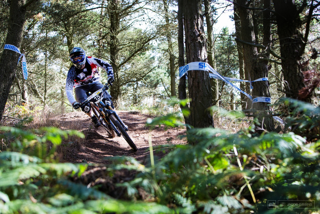 Sam Shucksmith on the way to a 4th place finish on the day.