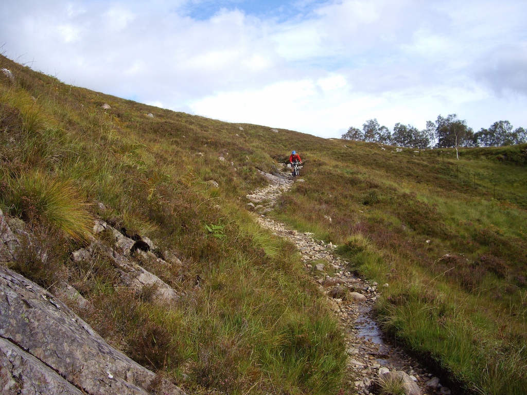 The upper section of the Ciaran Path