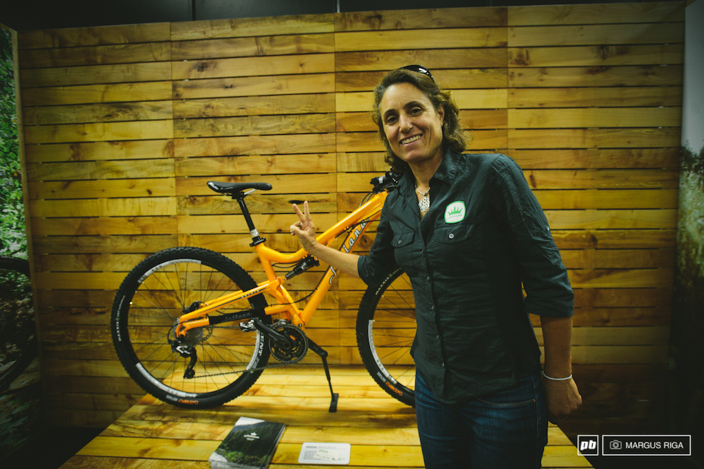 juli furtado mountain bike