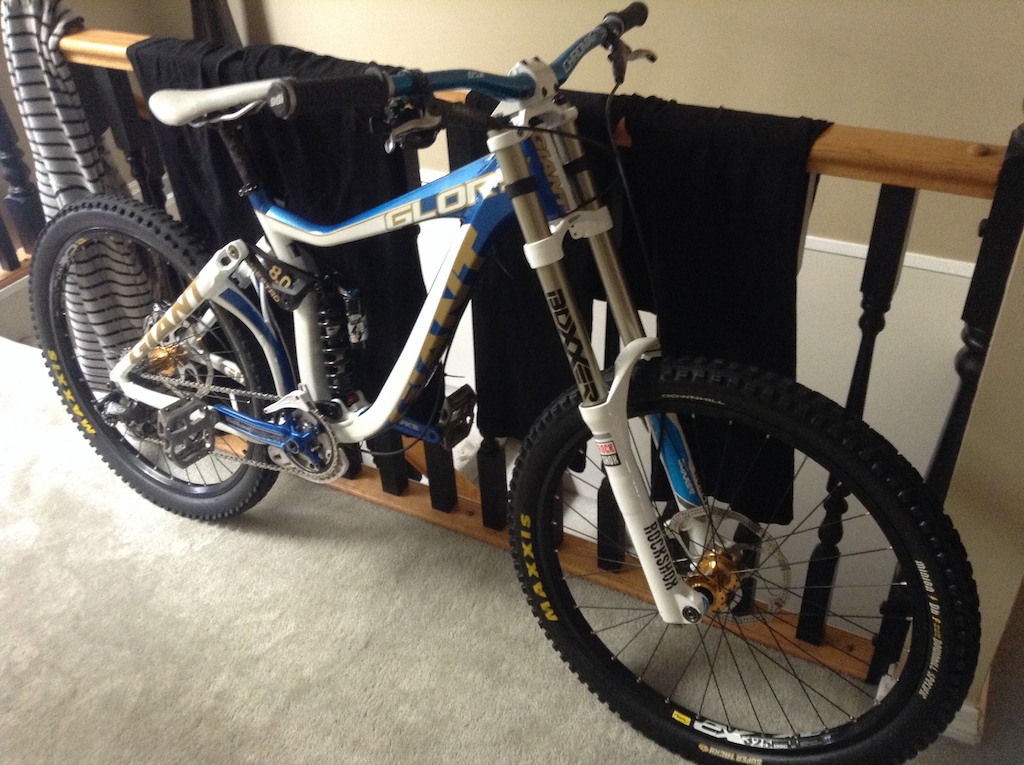 Giant glory 2012 with all the new parts