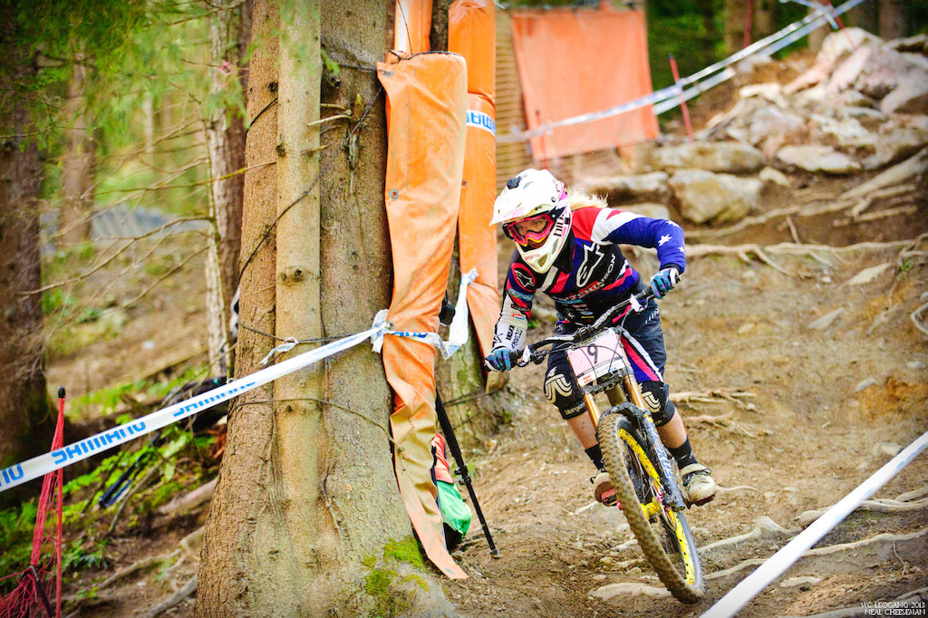 WC Downhill Leogang 2013
- pure Australian beauty in motion!