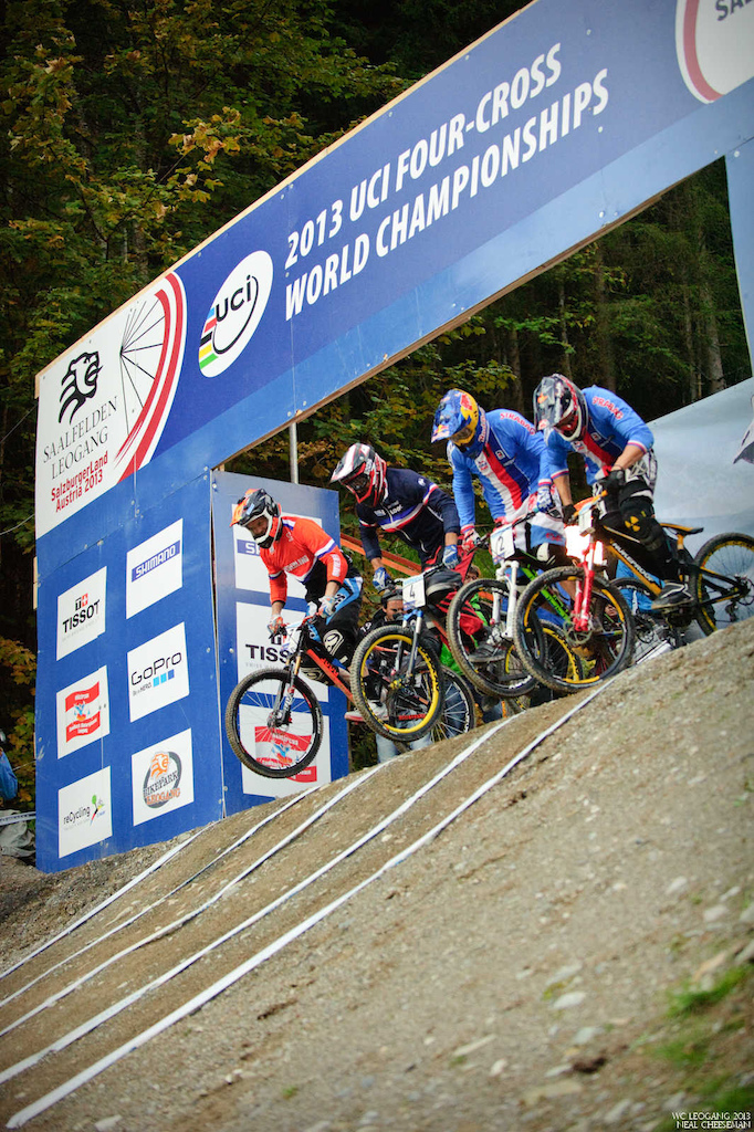 WC Downhill Leogang 2013
- last 4-cross heat.. and it was good till the end!
