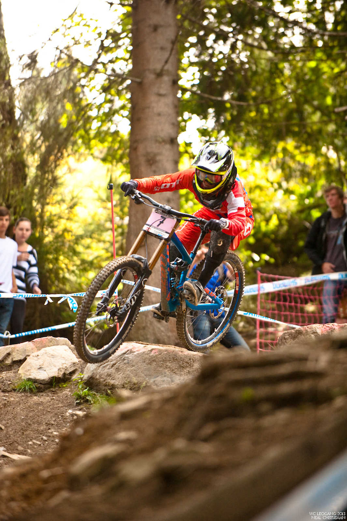 WC Downhill Leogang 2013
- Emile squashing everything