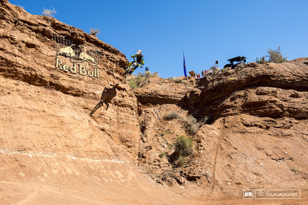 Vink putting his own stamp on Gee s line lower down on the track.