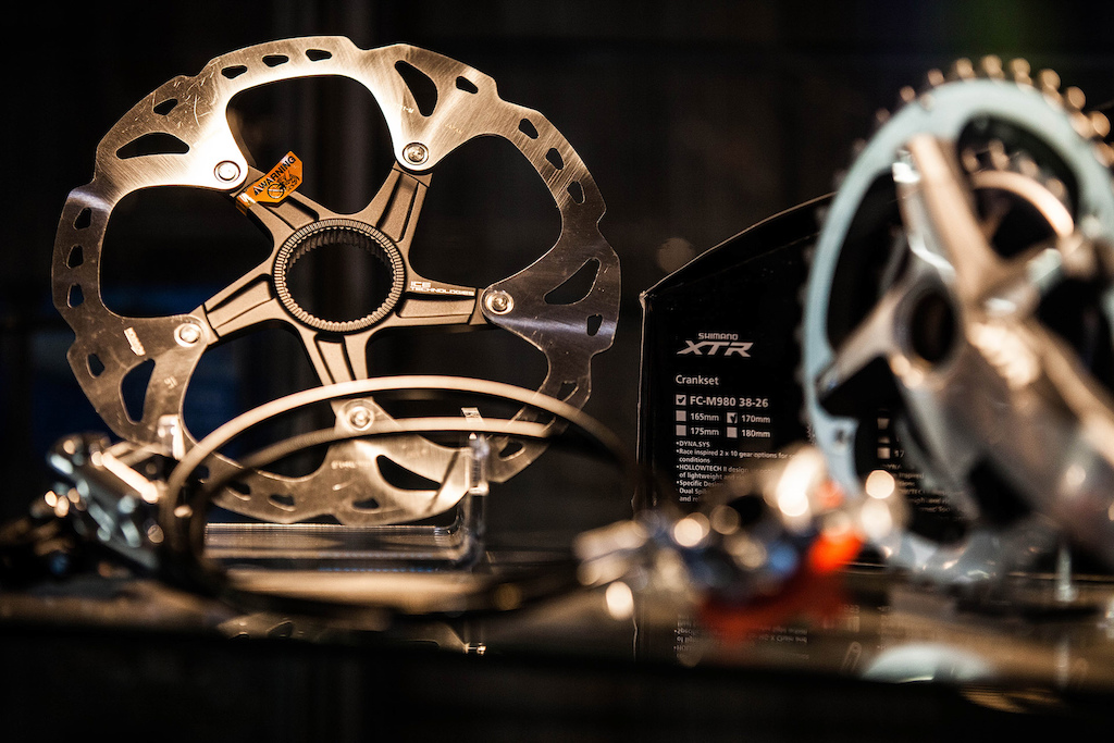 bike garage peak district