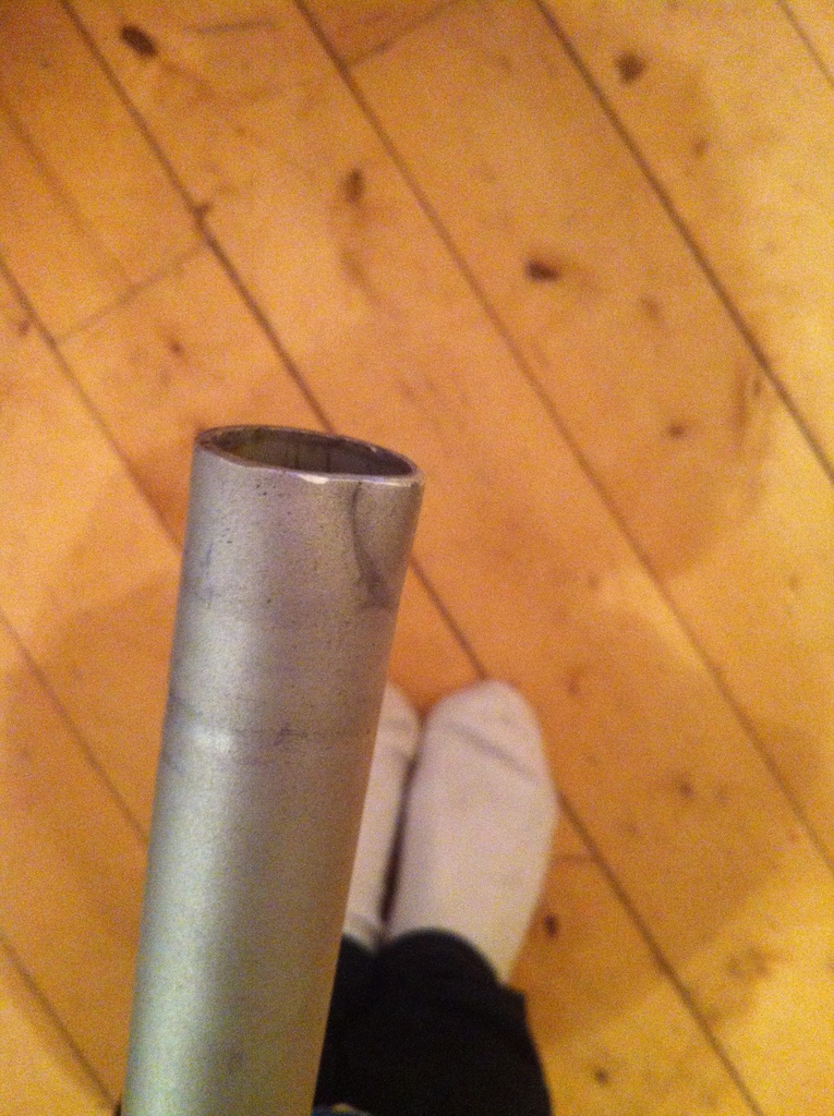 Fox 32s and DJs

140mm of usable steerer left on the foxs