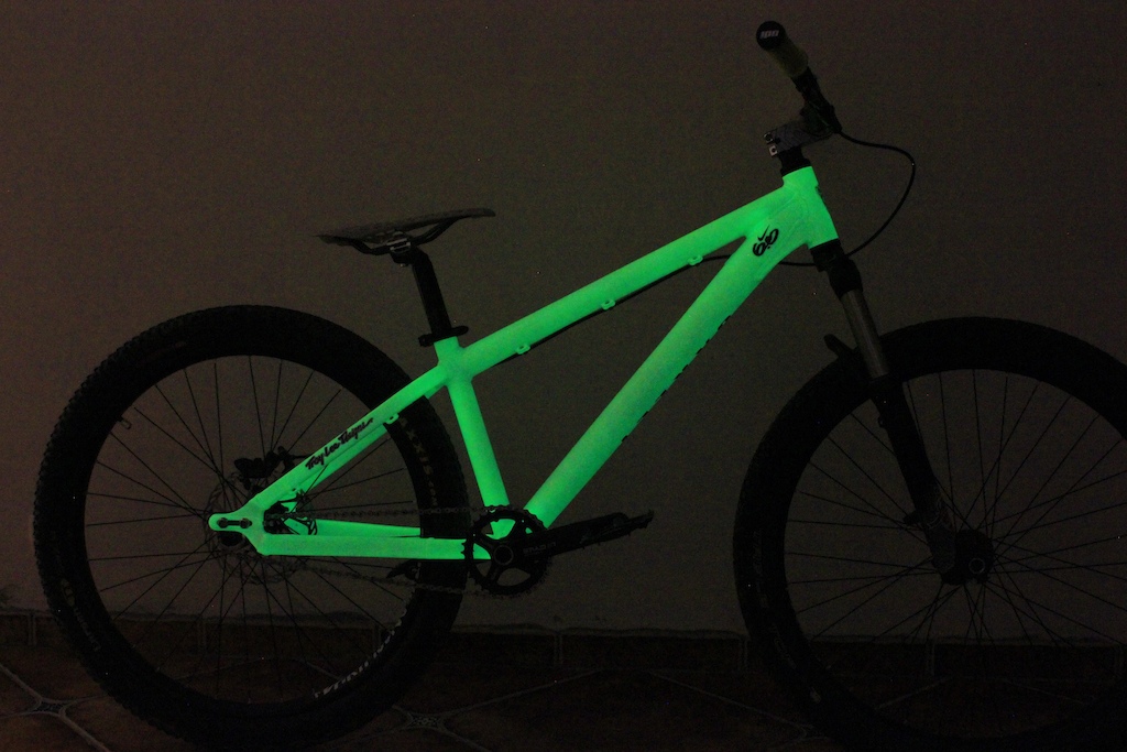 haro thread one 
manitou circus 
tioga spyder
chromag osx
truvativ stylo oct