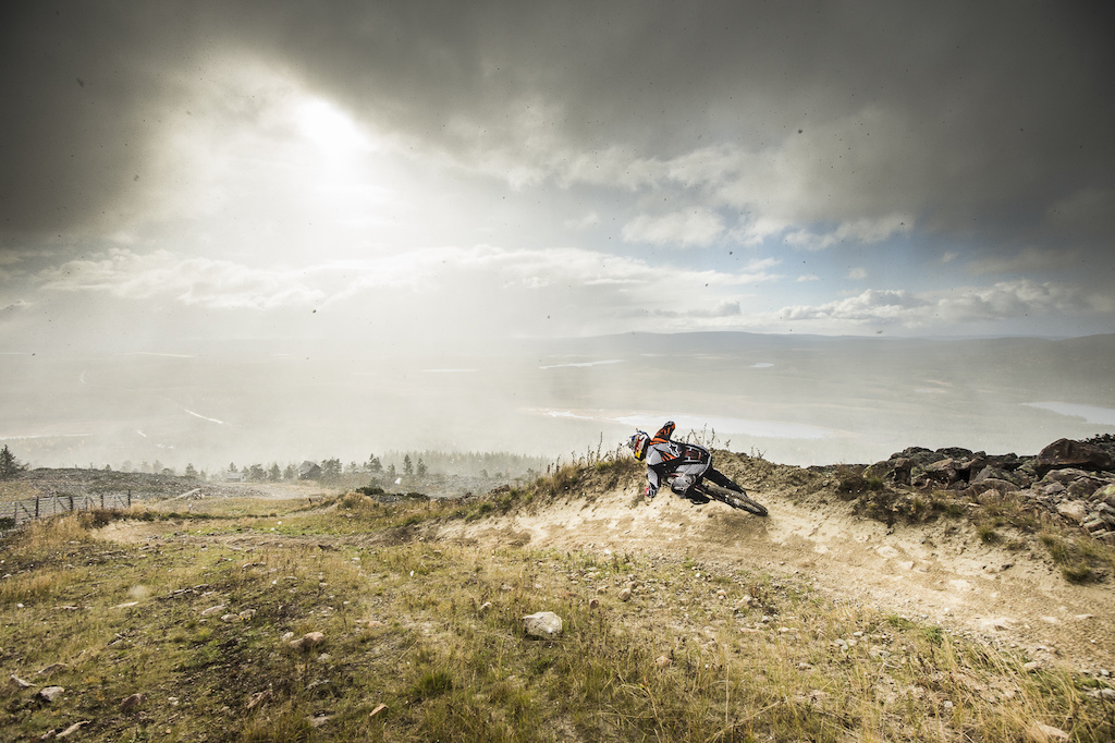 Matti blasting down the trails coming down from Levi in the arctic circle. The weather was especially interesting this day with shifts between sun/rain/hailstorm and snow.