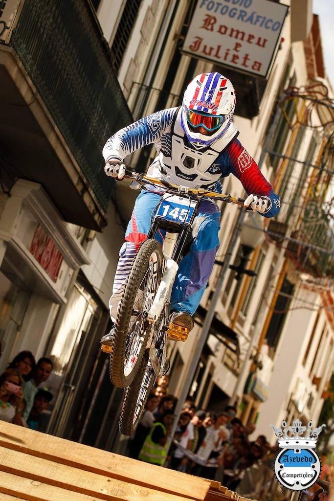 Downtown Funchal 2013 -  salto bike bus