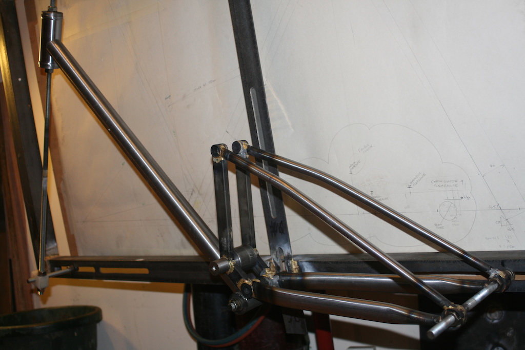 New frame coming along nicely.