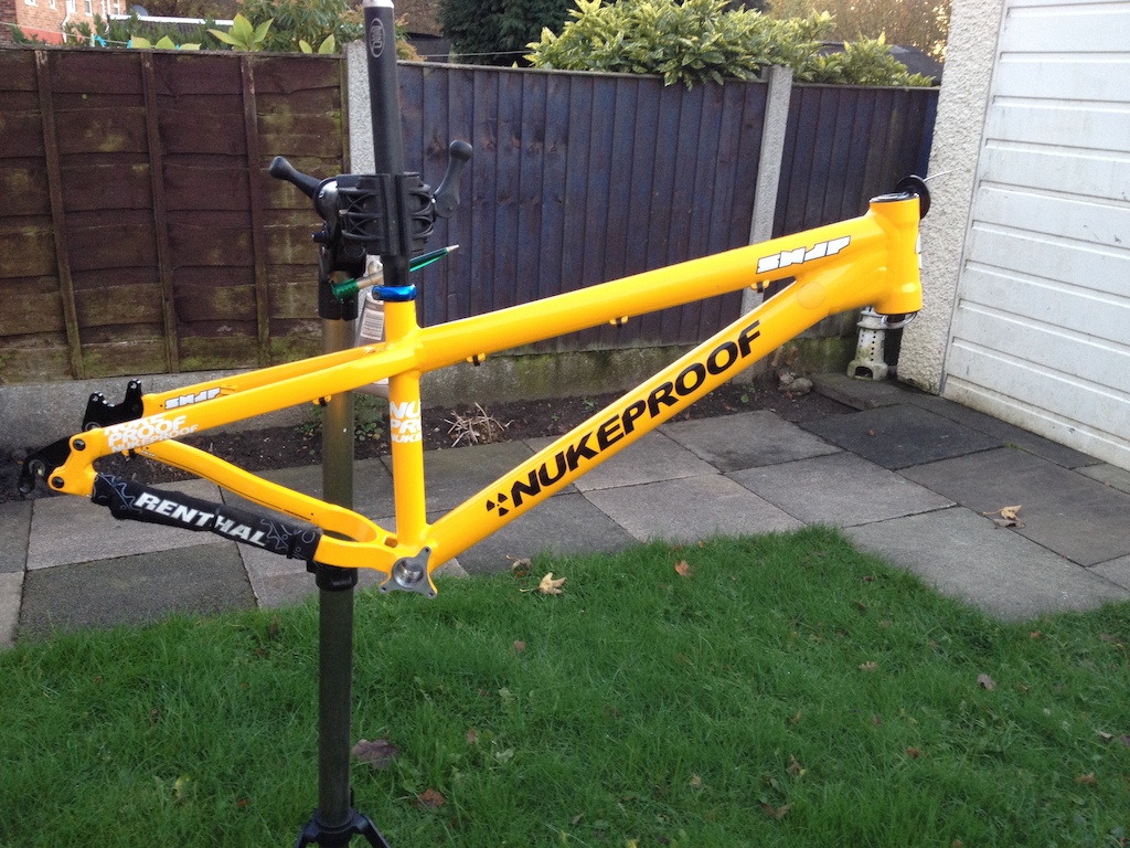 Snap frame for sale, including nukeproof headset and salsa seat clamp
