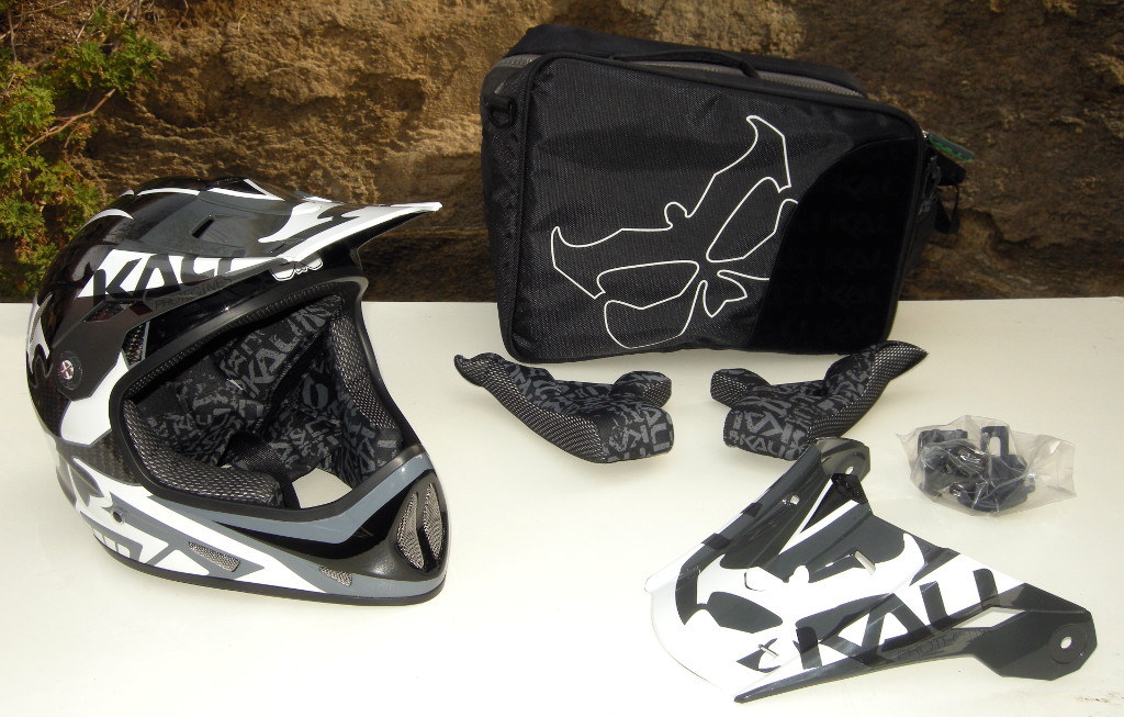 Kali Avatar II carbon fiber DH Helmet 2013

carry bag, spare cheek pads, camera mounts and spare visor