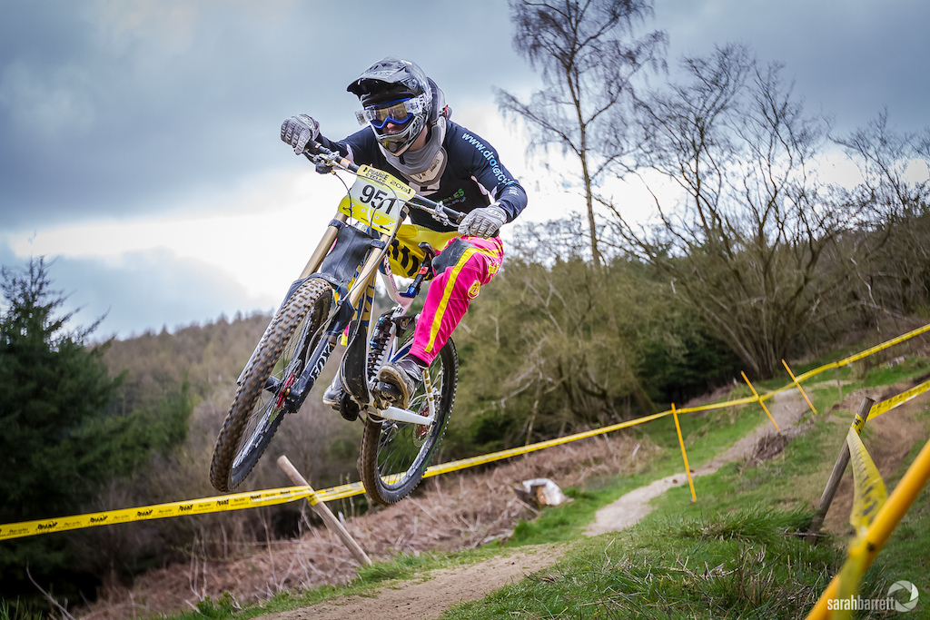 Wilf at the Pearce Cycles race at Bringewood earlier this year, I can't explain why, but I love this shot...........