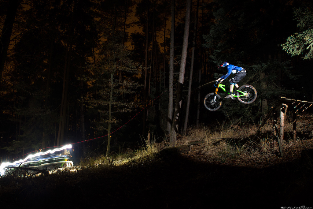 Nightride fun in germany!! KNOLLY BIKES.