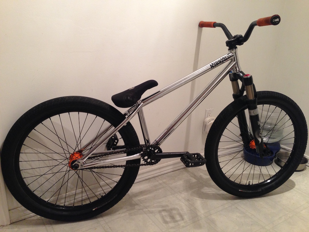 Full bike photos with the new 36 Float. Bikes sitting at 24.3lbs