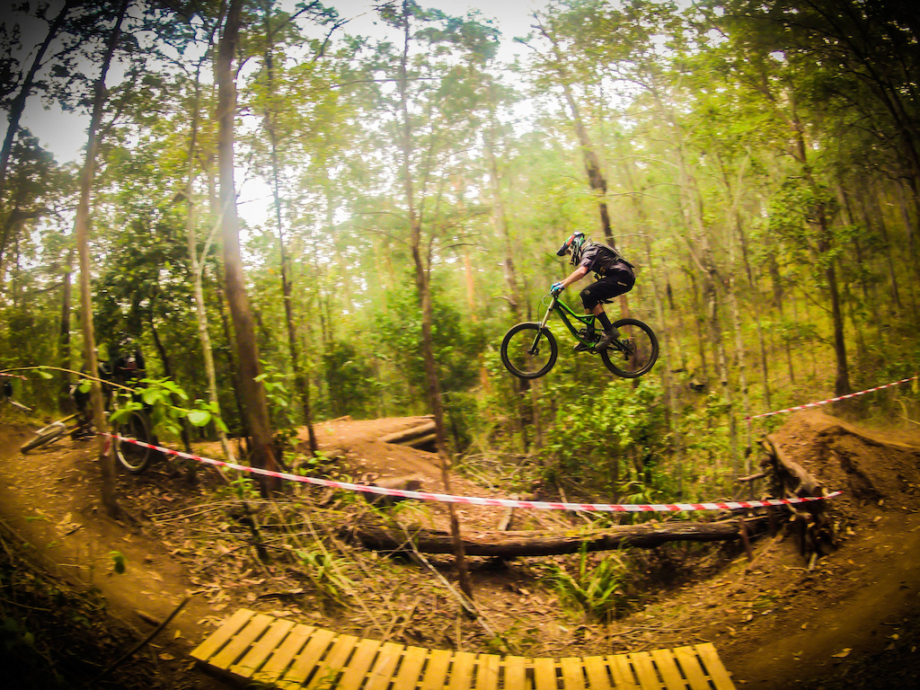 "Aarons Crack" gap jump