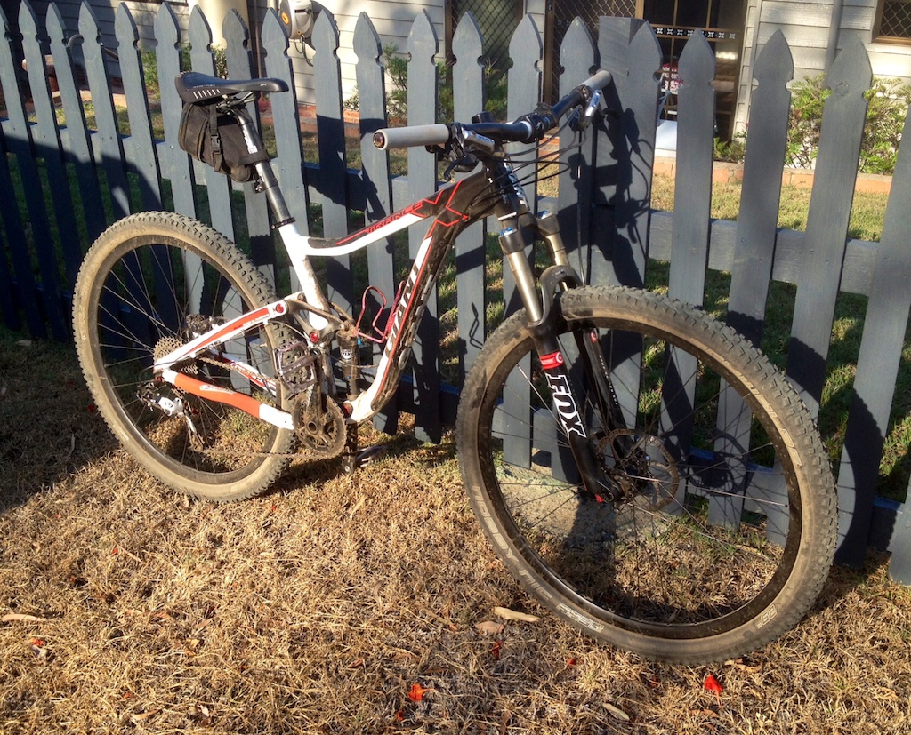 Just how I like my bike to look , nice and dirty after early morning trail ride