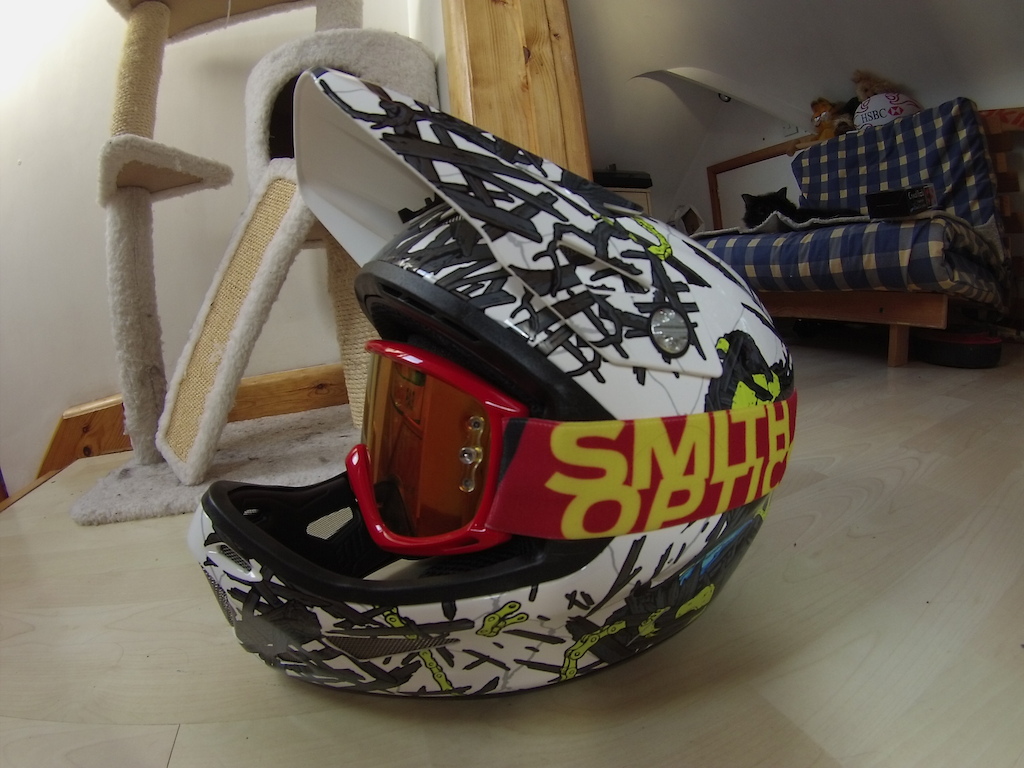 specialized dissedent comp full face with new smith optic goggles