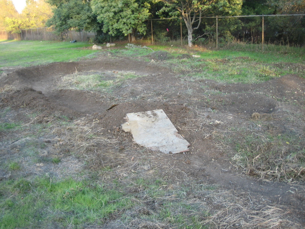 Photo taken 12/02/2006. This was the pump track that we built in Pleasant Hill at the abandoned school near the Iron Horse Trail and Oak Park Blvd. The dirt is still there and just needs to be uncovered by 8 years of overgrowth.