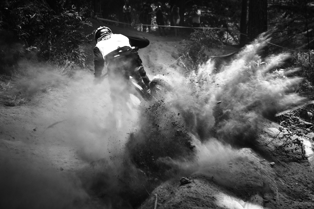 1st round of who can move as much dirt as possible withe there wheels nz mtb bike champs