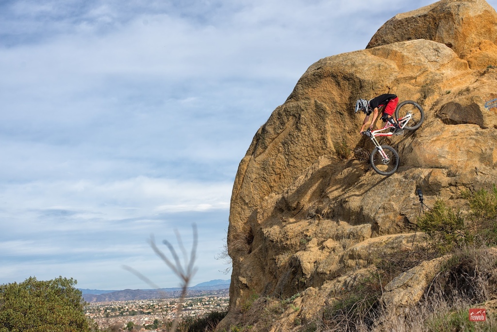 Just riding down a rock. Thanks to rewob for photos