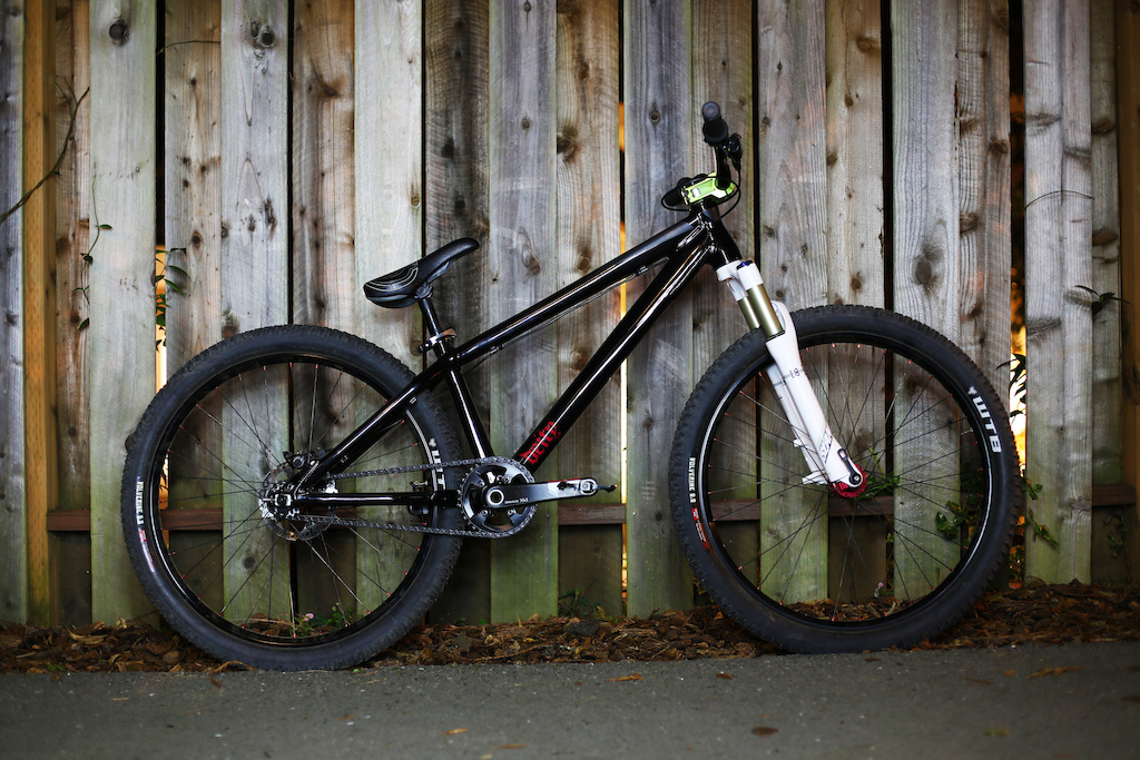 All I need is a red or black stem