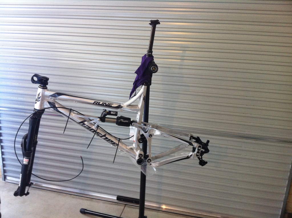 progress shot of build. 2014 Banshee Rune V2, CCDBA CS, RS Pike, Thompson 50mm stem, RS Reverb Stealth