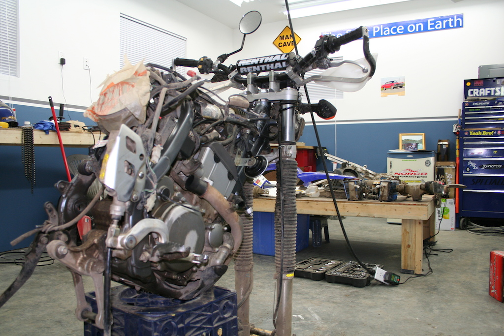 cleaning up the moto for 2014.