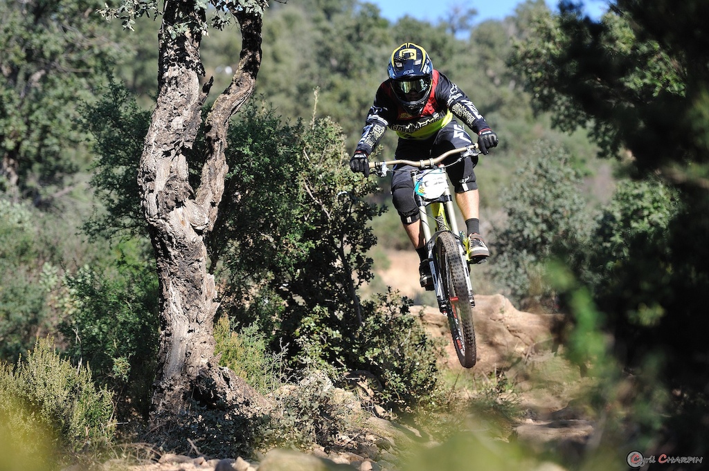 The St Maxime DH track isn't the kind of terrain that suit Remi Thirion - there wasn't not enough gradient for the big course specialist who grabbed third today, three seconds off Bruni.