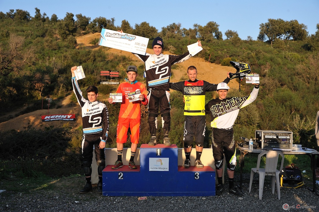 Mens podium
