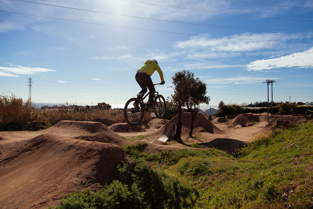 Trek Gravity Girl images for the 2013 recap article