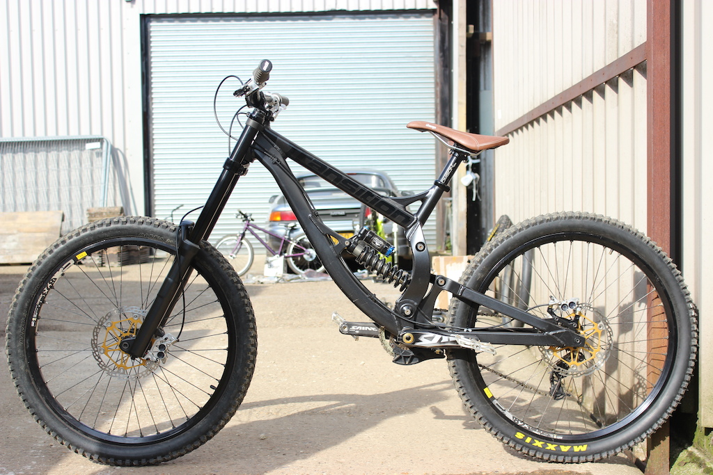 Transition tr450 2011 with fast boxxer stantions