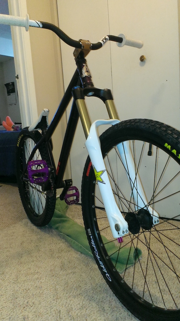 09 black mrkt riot 100% custom