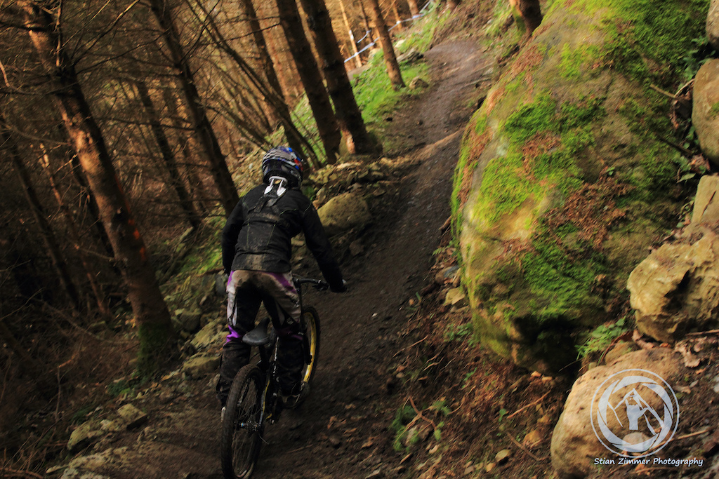Photo from the first series of the Irish Downhill Mountainbike series IDMS at Rostrevor.
For more photos please visit 
https://www.facebook.com/StianZimmerPhotography