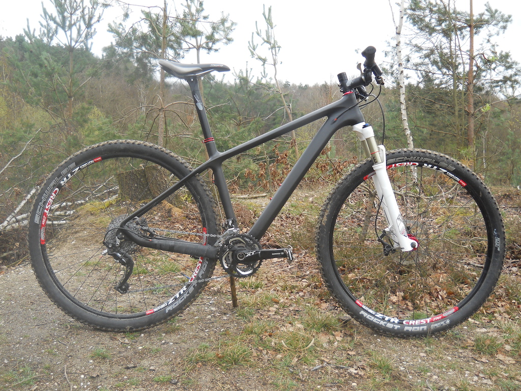 custom build chiner carbon