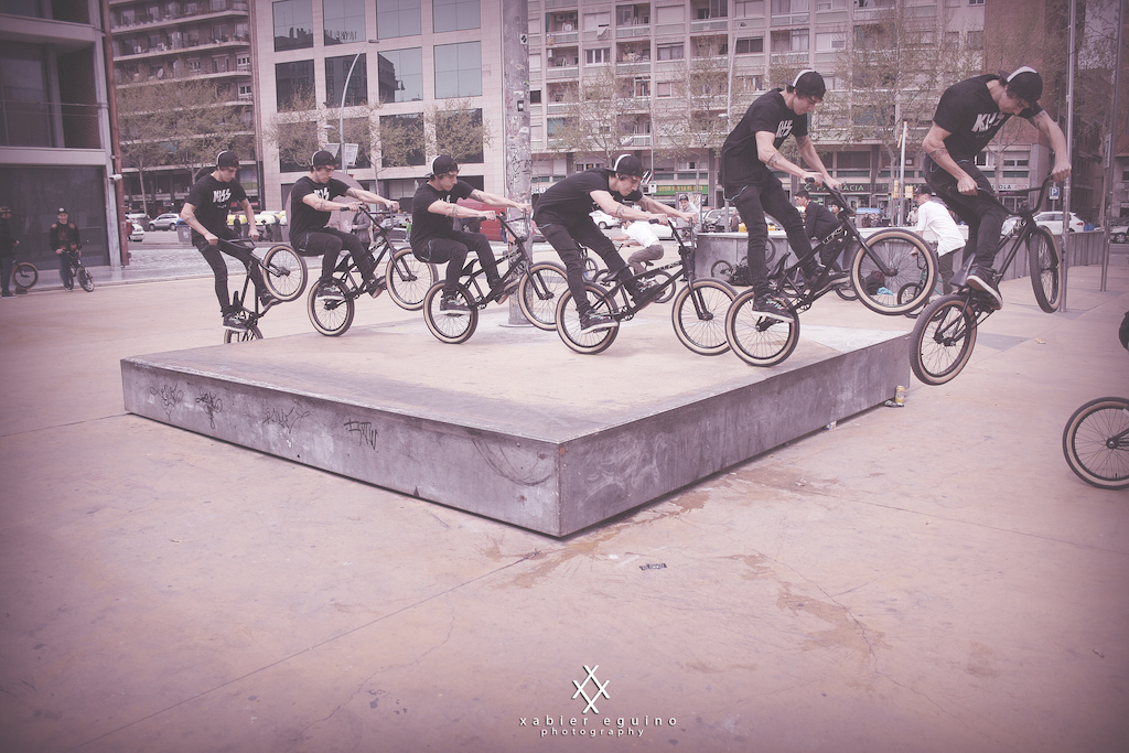 Afro Trails trip to the Street Series in Barcelona.  manual to turn down.  Photo by Xabier Eguino.