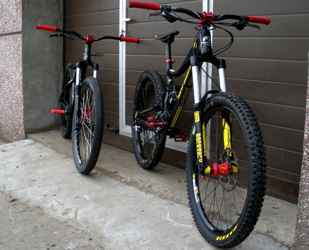 My bikes for the season 2014. Rocky Mountain Slayer SS and Octane One Zircus. I had a lot of time after the break-hand to prepare them.